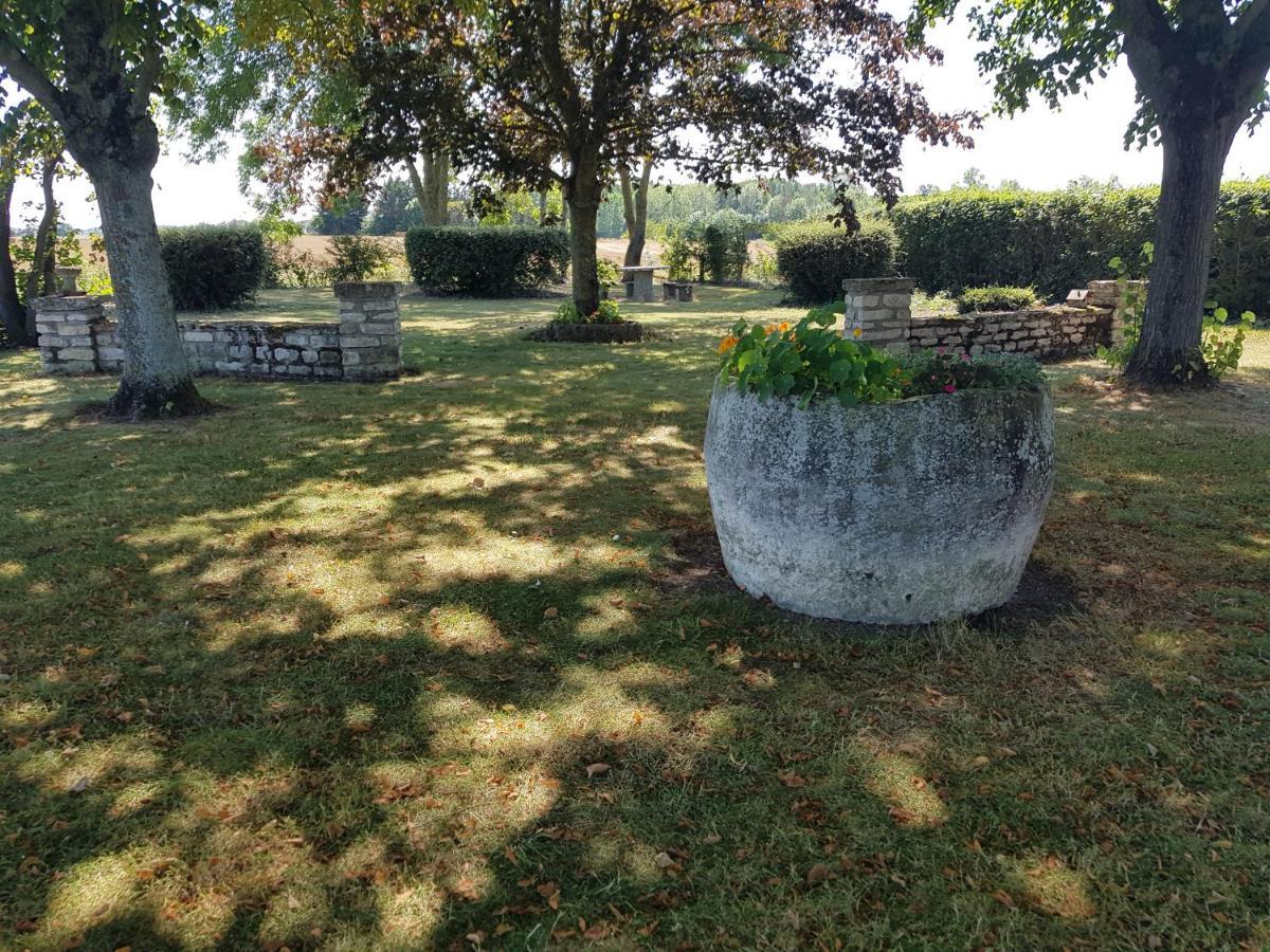 A La Campagne ,Halte ,Sejour Et Detente Moncontour  Exterior foto